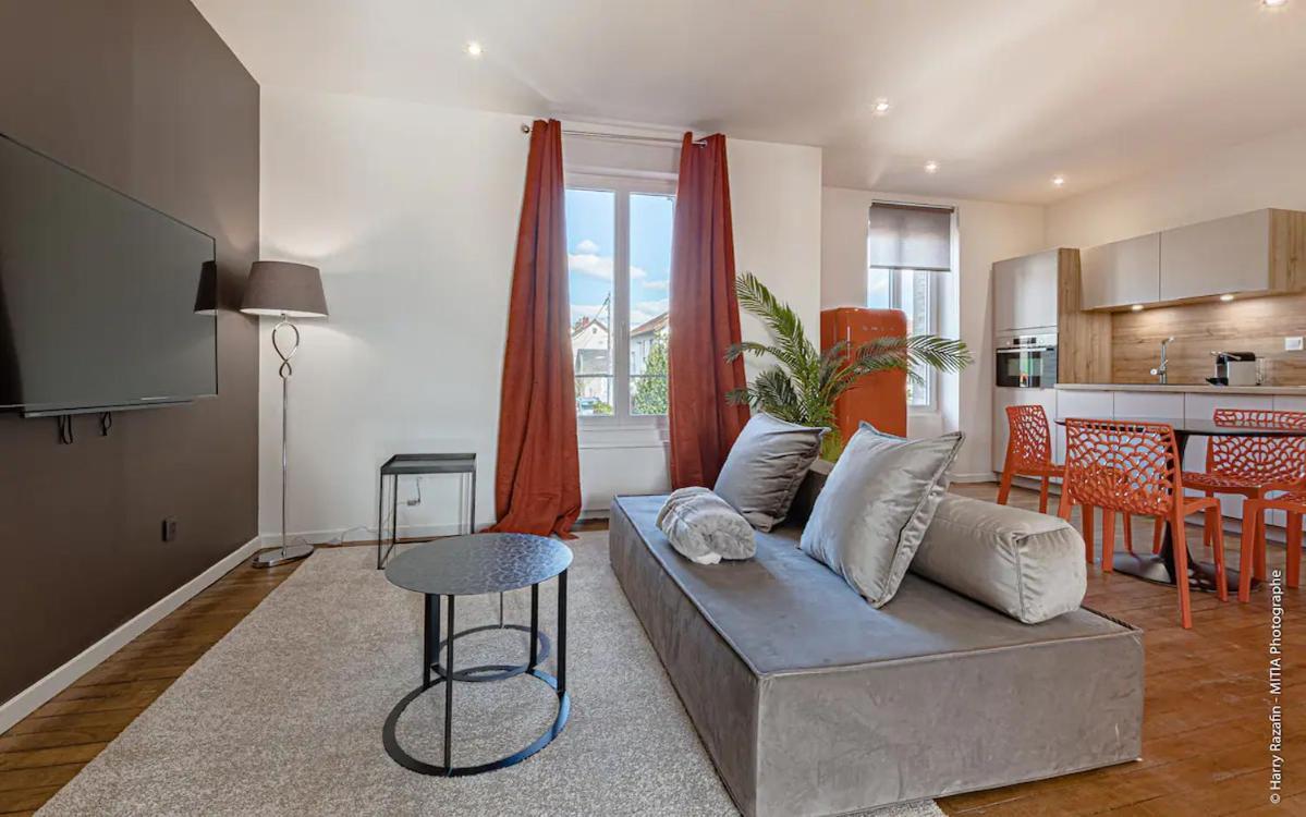 Les Suites Locarno Limoges Buitenkant foto